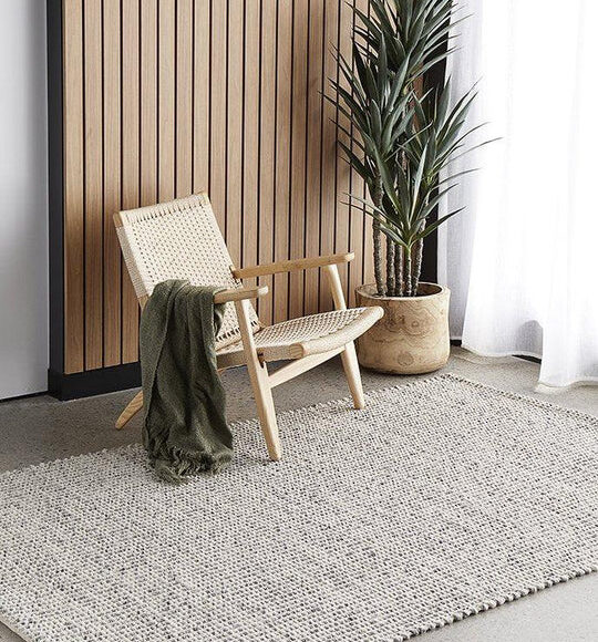 SKAN 300 GREY 1 76b786e9 733e 49d1 b7f6 e770b6427646 540x